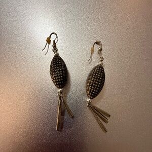 Chic Textured Dangle Earrings in Silver